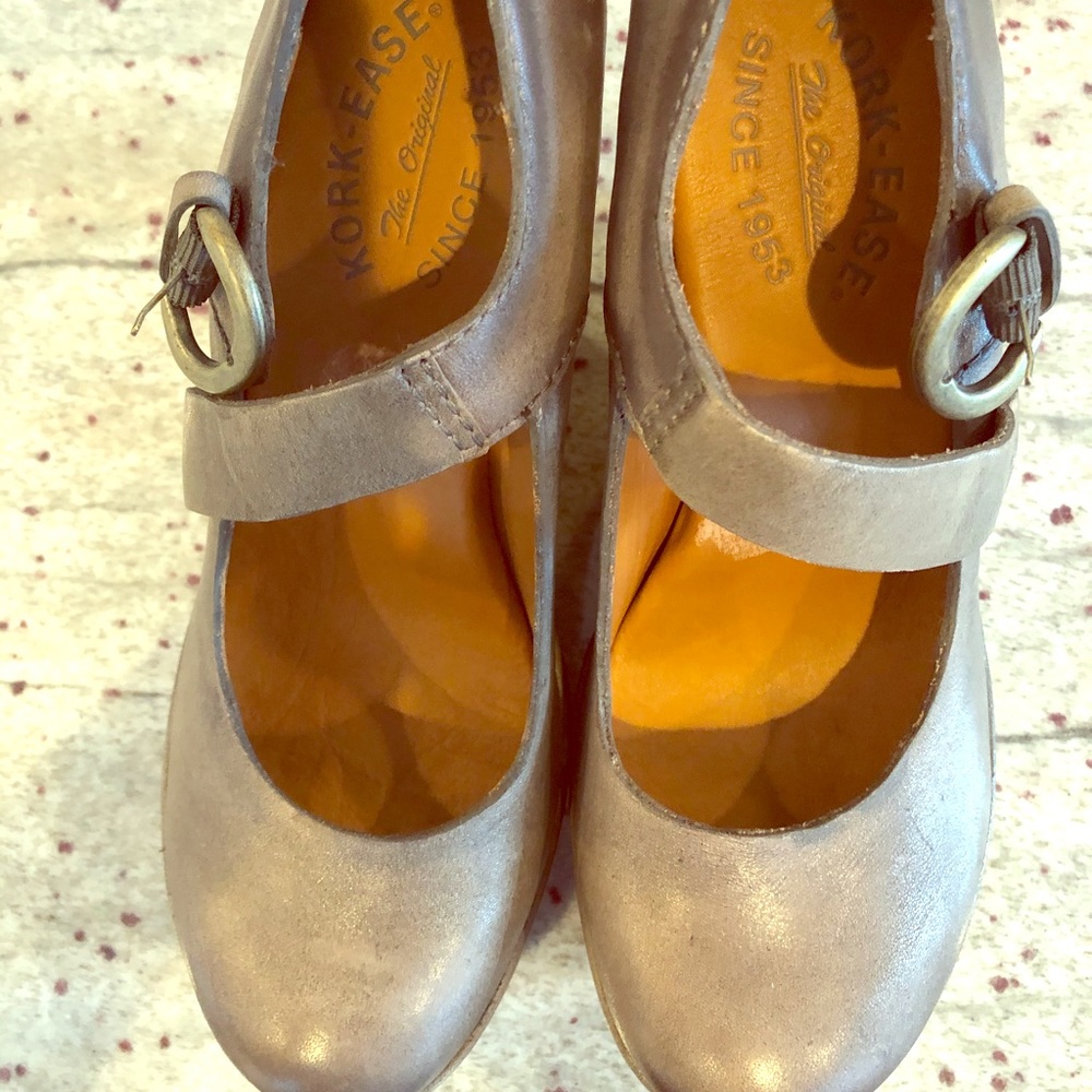 KORK EASE (Brand new)